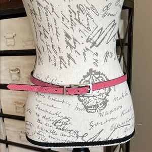 White House Black Market Pink Black Patent Reversible Skinny Leather Belt Sz M